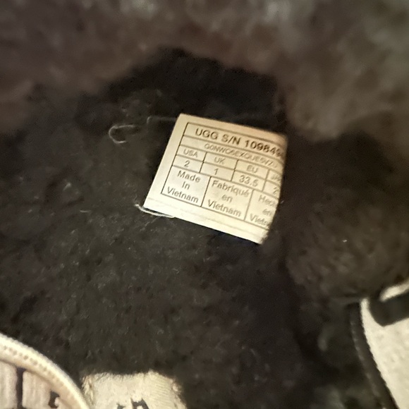 UGG Kids' Fluff Yeah Slide Slipper - Picture 3 of 4